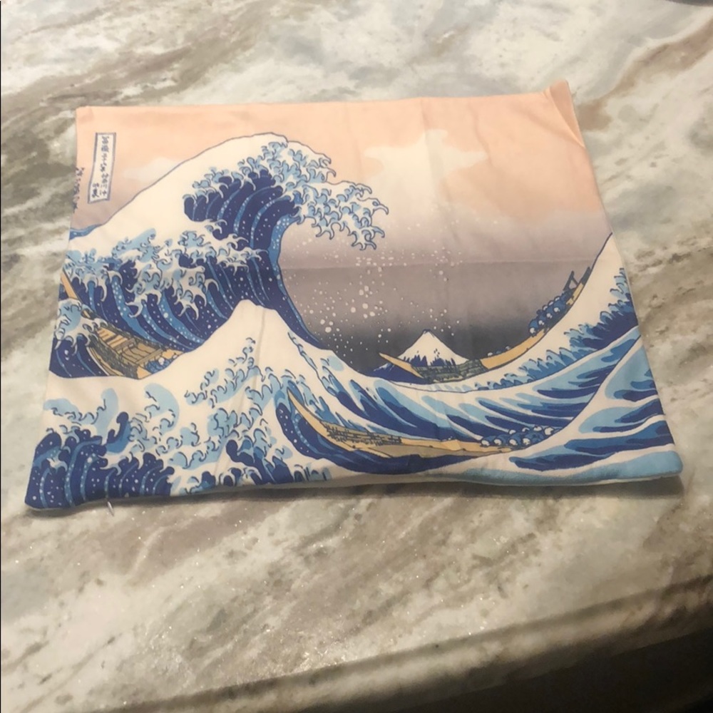 Wave Accent Pillow Cover - Picture 3 of 4